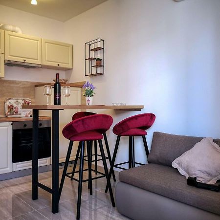 Apartman Ante Sukošan Exterior foto